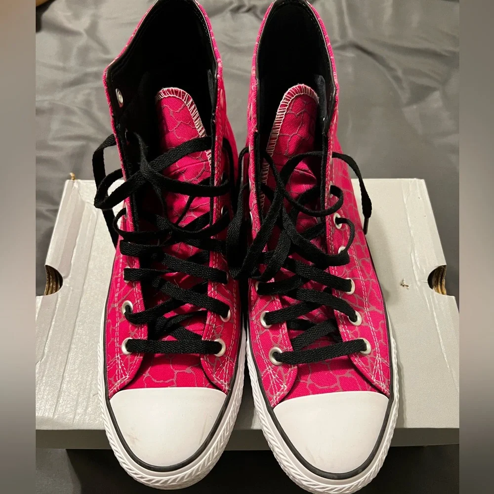 Converse “Cons” Pink Sneakers - Picture 2 of 10